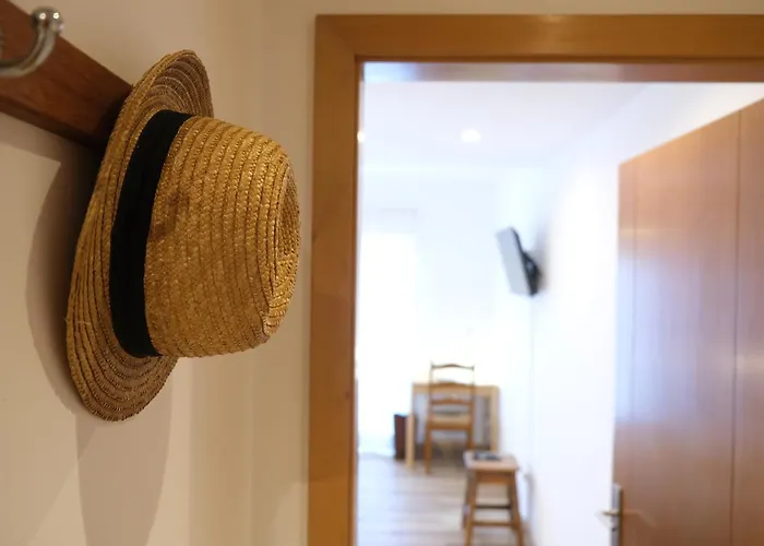 Base Camp ホームステイ *